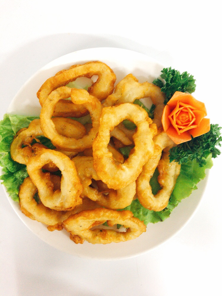 6.Beignets de calamars (8 pcs)