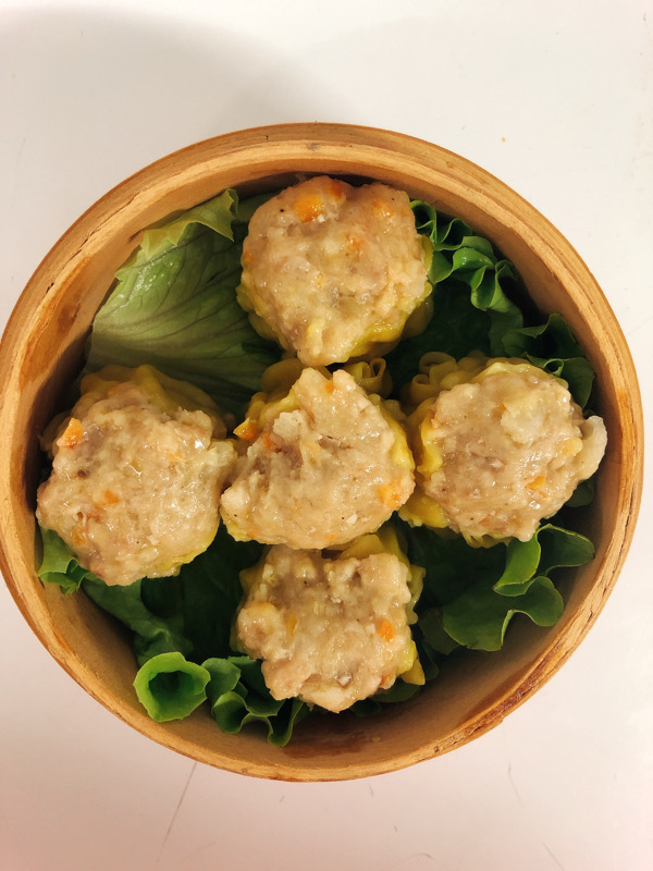 V6.Bouchées au porc (5 pcs)