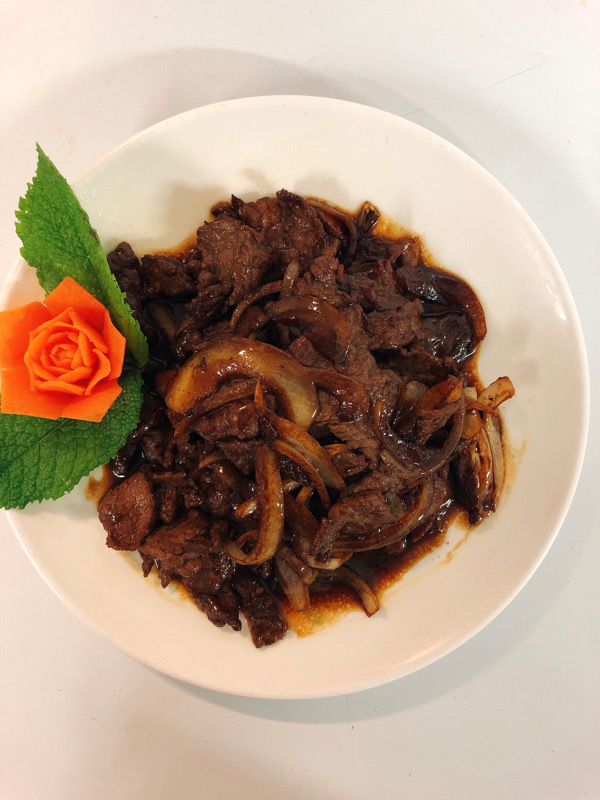 54.Bœuf aux oignons