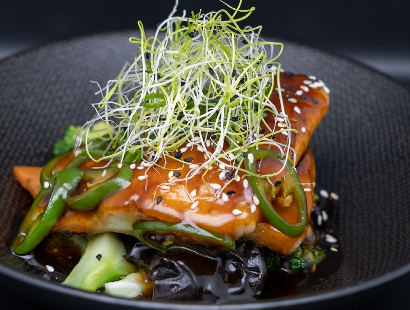 Suzuki misoyaki (piment vert)