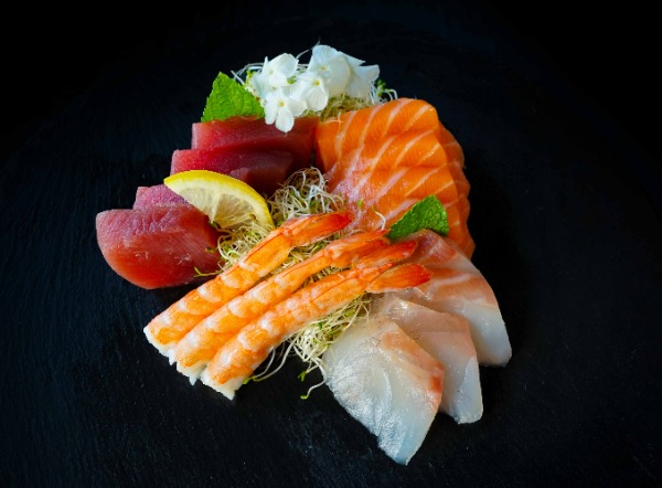 Sashimi mix(15pcs)
