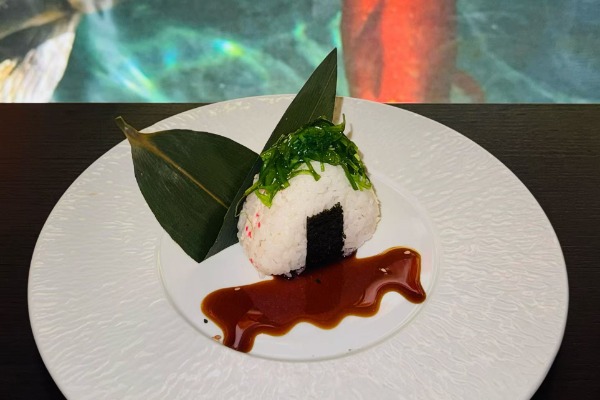 263.ONIGIRI WAKAME