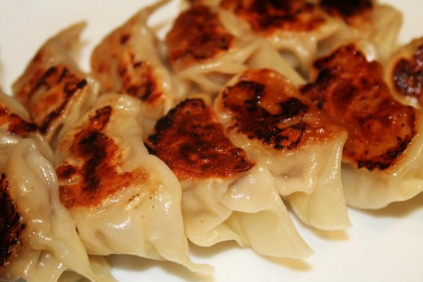 Ravioli pékinois grillé au porc
