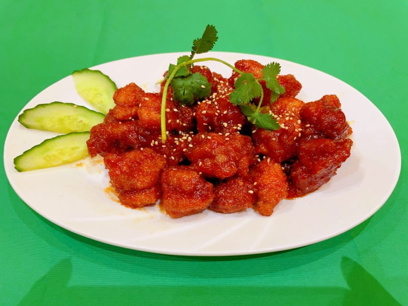 P7. 酸甜鸡块. Poulet caramélisé à la sauce tomate