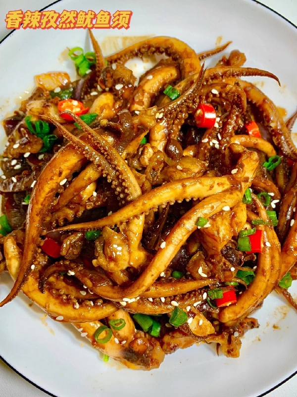 S11.干锅鱿鱼须 Tentacules de calamar sauté au wok