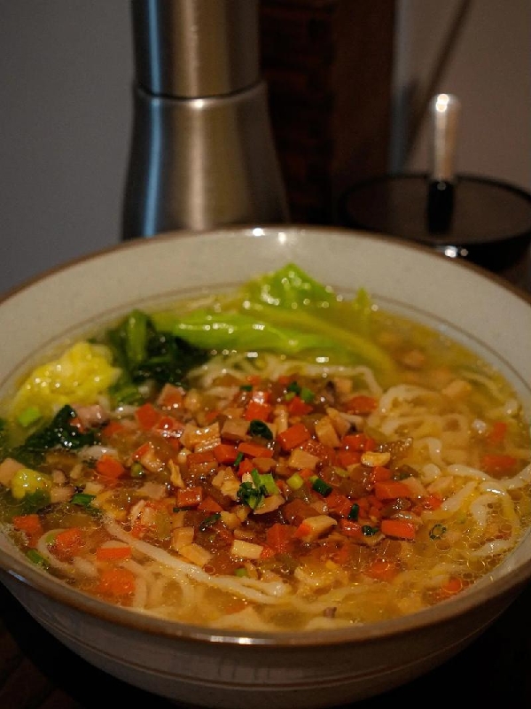 25b. 素汤面 Soupe de nouilles végétariennes