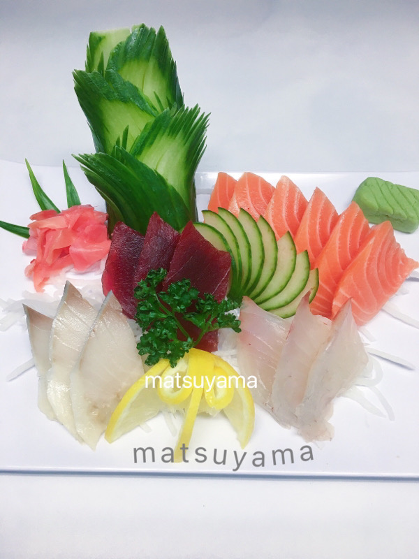 Menu （G15）: Sashimi 15 tranches
