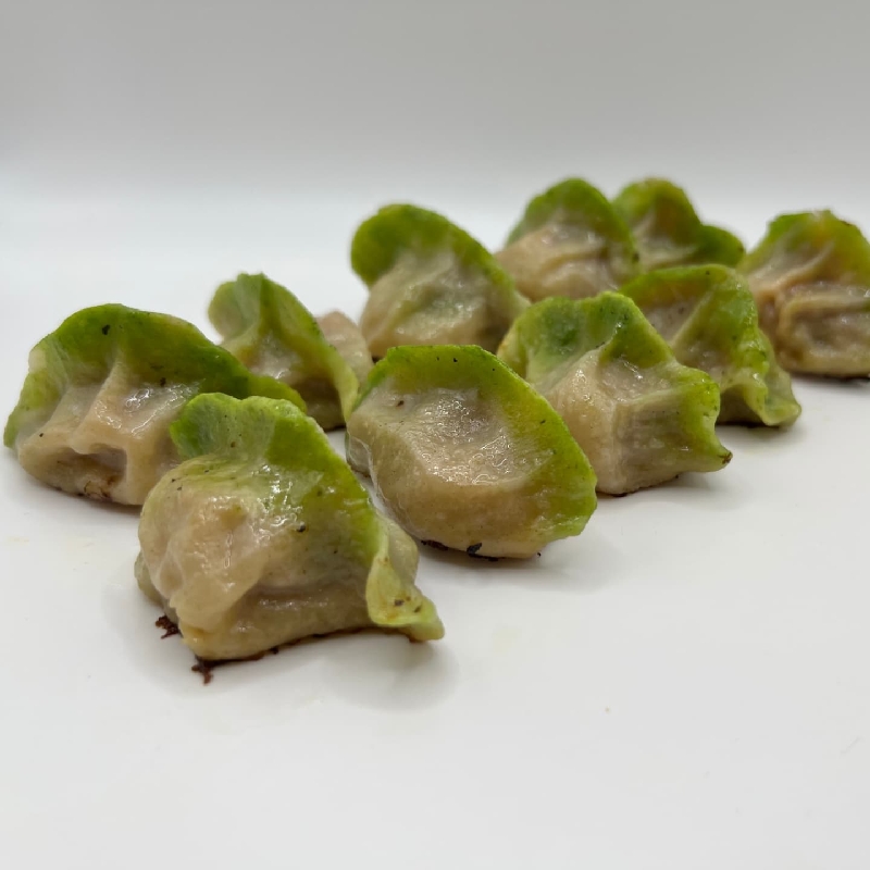 Raviolis veggie(chou,carotte et champignon noir) (6 pièces)