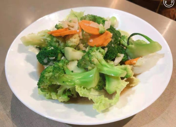 Brocoli sauté à l'ail