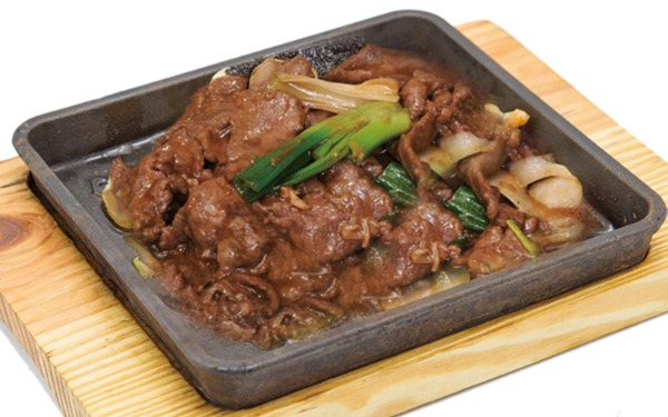 16. Boeuf au oignon