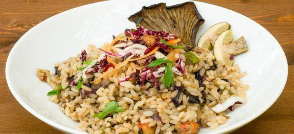 30a. Riso one con vitello, funghi, bambu, verdure, uova e salsa dello chef