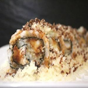 U19. Ura futomaki roll