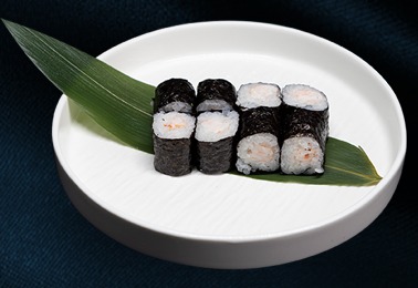 76. Hosomaki ebi