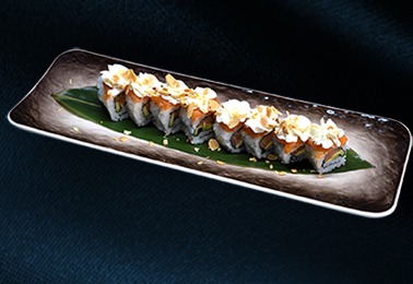 100. Uramaki orange