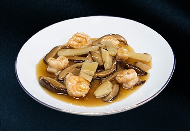 177. Gamberi bambù e funghi