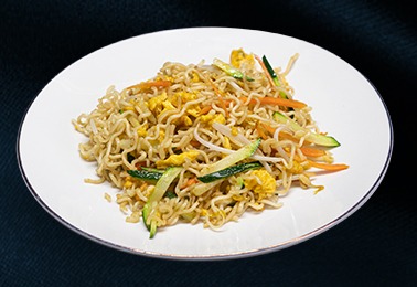 148. Noodles vegetariani