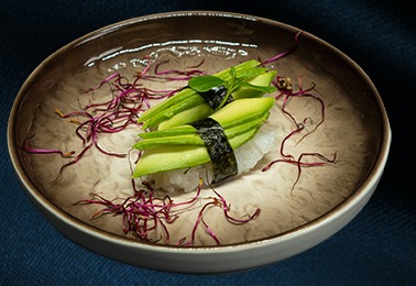 51. Nigiri avocado