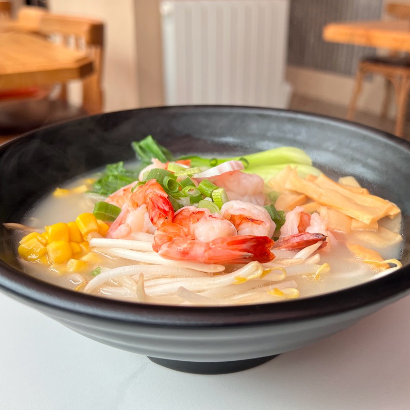 Shrimp noodle soup