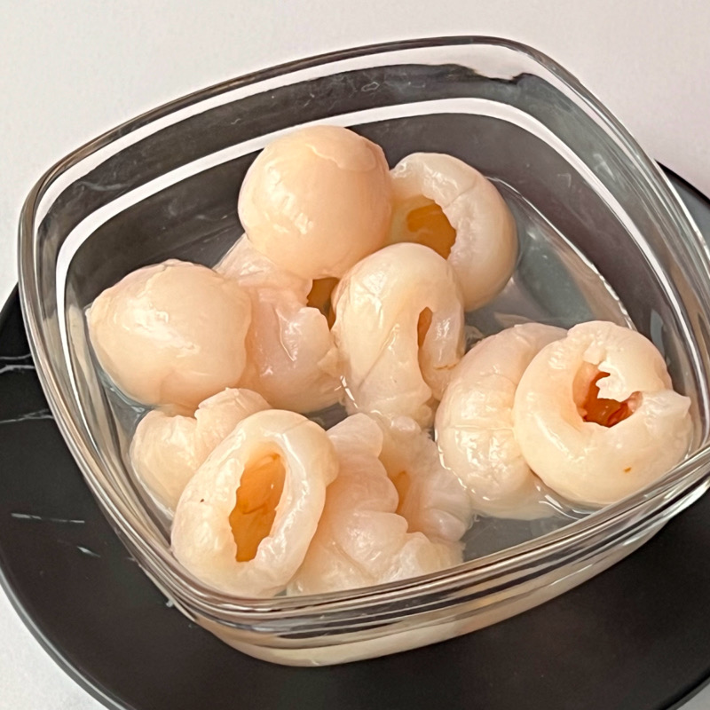 Syrup Lychees