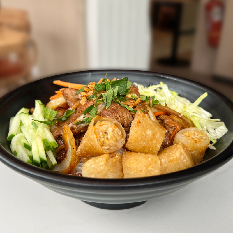 Beef bo bun
