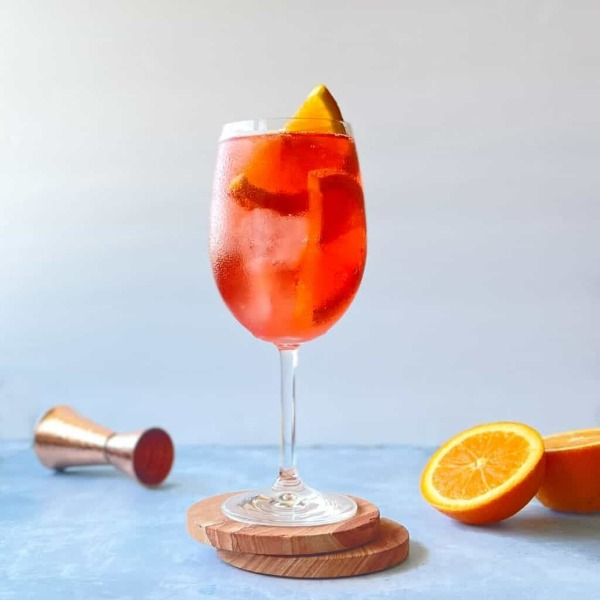 B50. Spriz campari