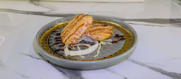 89. Tempura Salmone