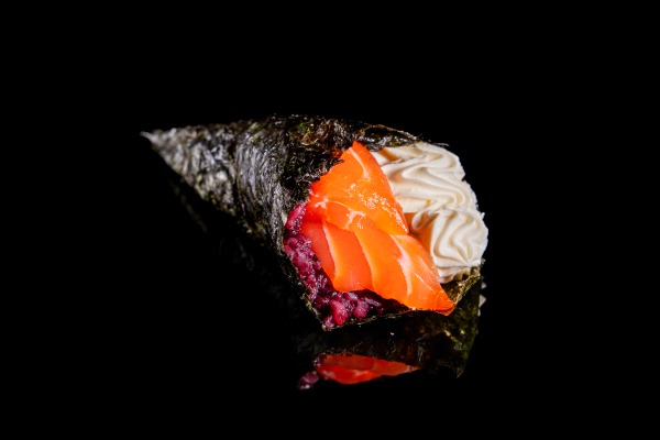 T13. Temaki black philadelphia 1pz