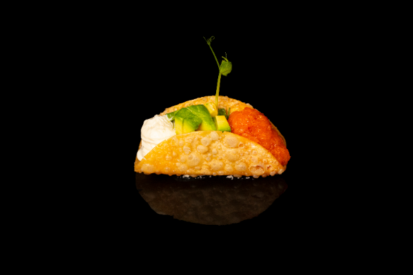 G08. TACOS SALMON MANGO 1pc