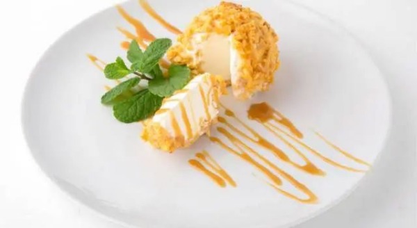 D35. Gelato Fritto alla Pistachio