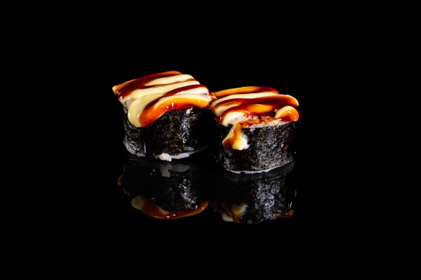 F8. Fotomaki Salmone Fritto 2pz