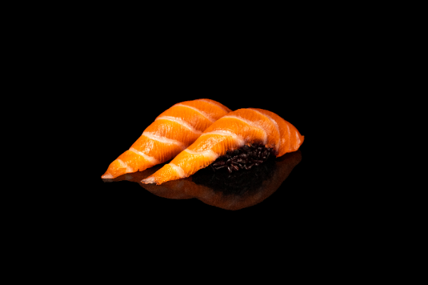 N14. NIGIRI BLACK SAKE 1pc
