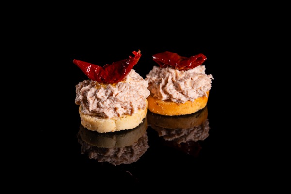 A18. Bruschetta crema di salmone 2pz