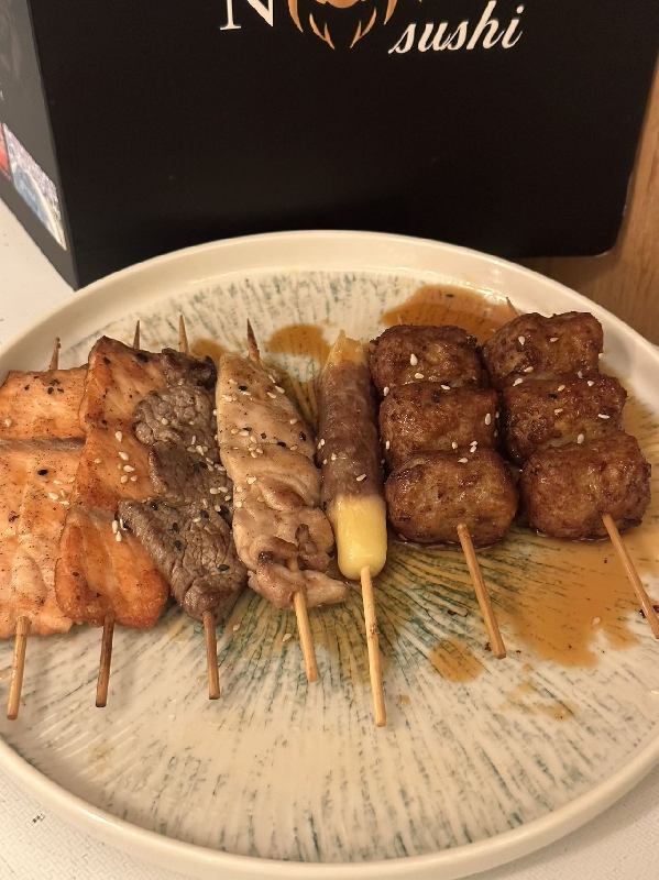 Menu B2 MOMO