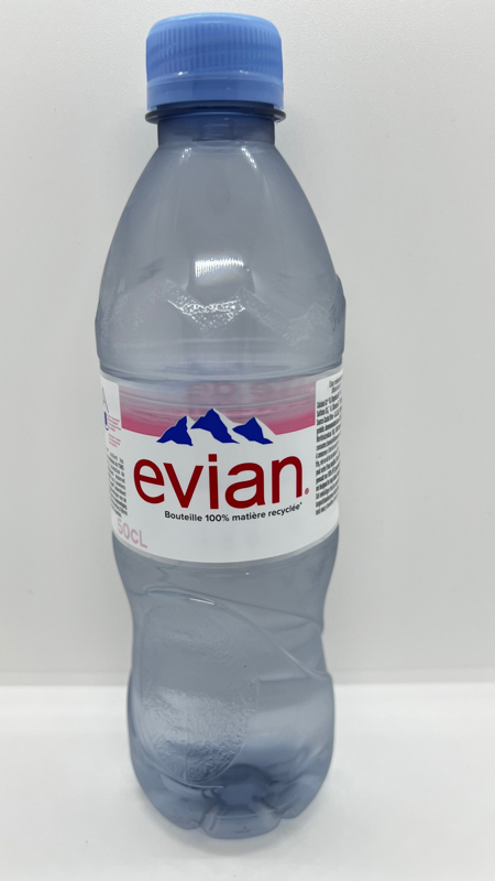 Evian 依云