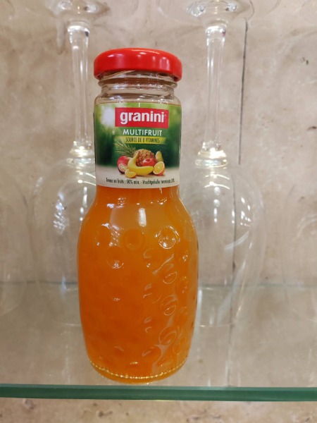 Jus de MULTIFRUIT 混合果汁