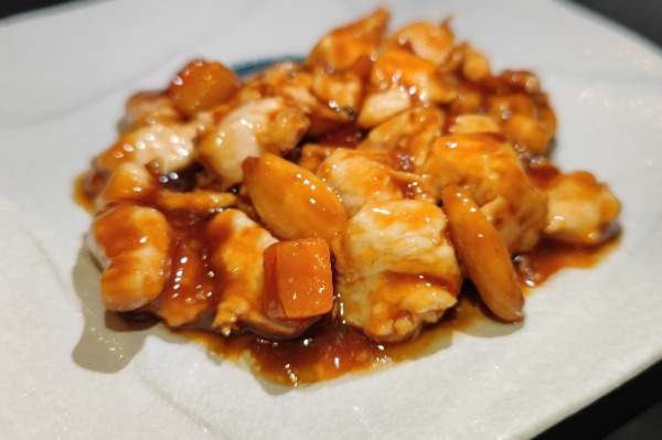 60. POLLO CON MANDORLE