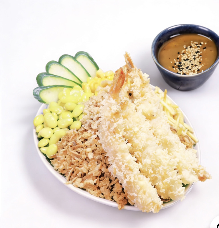 23J. Poke tempura de langostino