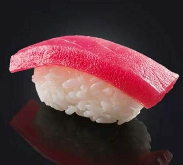49. Nigiri atún(2PIEZAS)