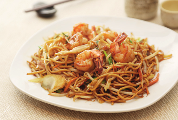 E13 Nouilles sautées aux crevettes