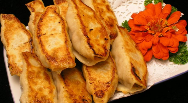 E12 Raviolis pékinois grillés