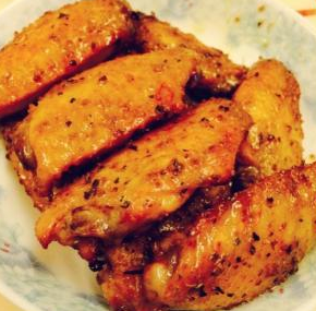 P21 Aile de poulet grillé sel et poivre