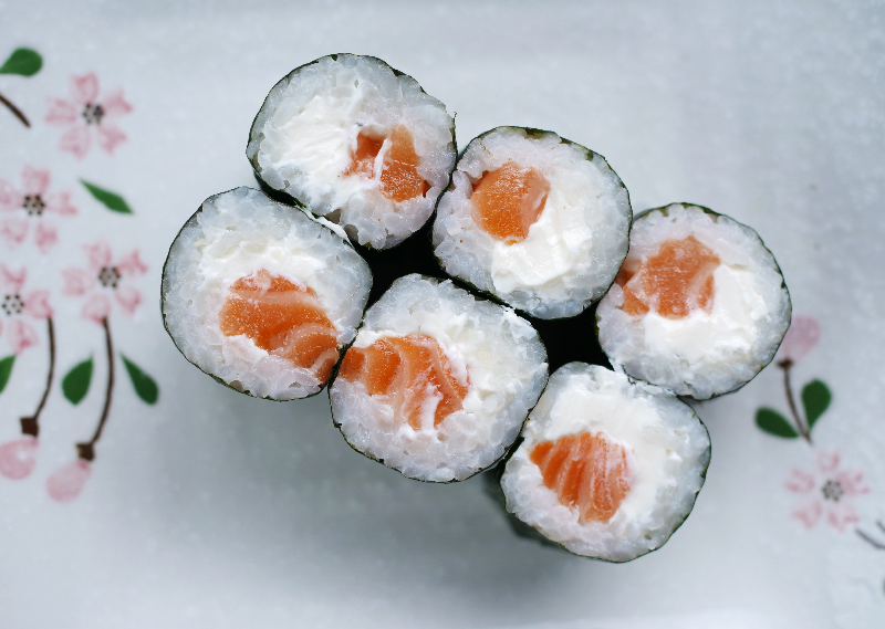 Maki saumon cheese