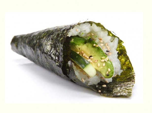 805. Temaki Avocat Concombre