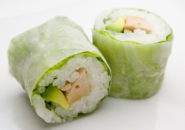 107. Poulet Avocat