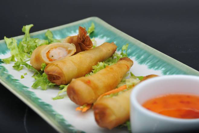 E2. Nêms croustillants aux crevettes à la façon Thaï (3 pièces)