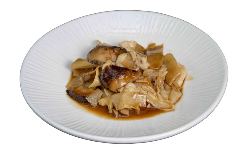 201.POLLO FUNGHI E BAMBÙ
