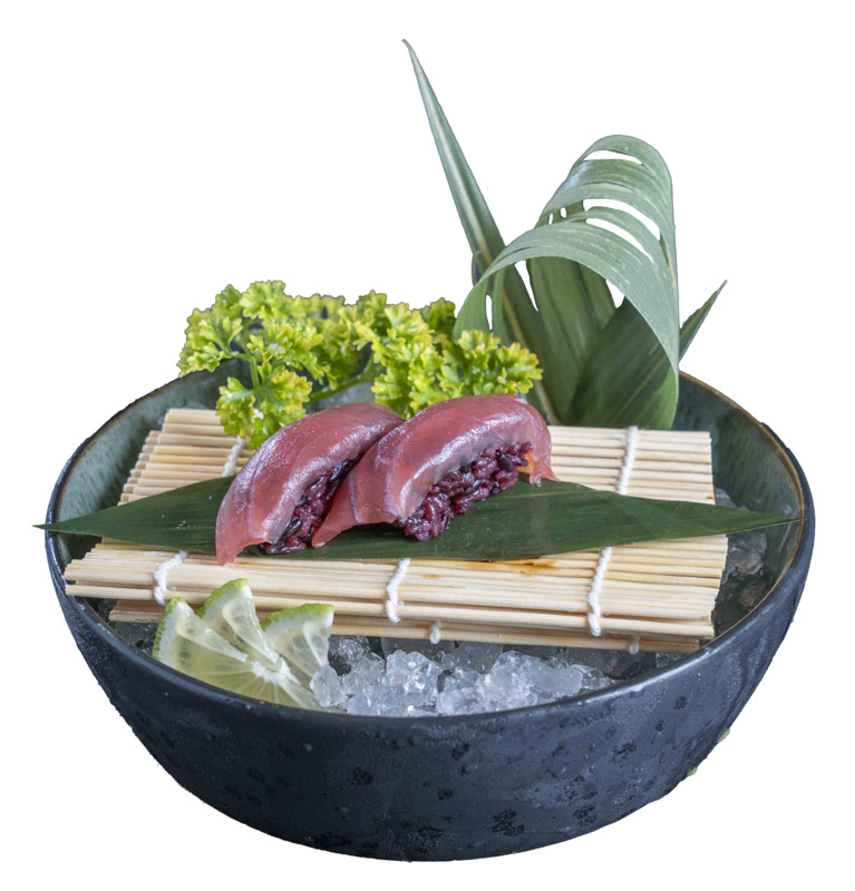 96.NIGIRI BLACK MAGURO