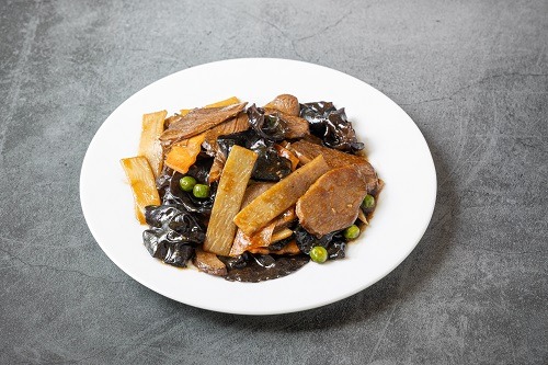 51 Canard aux champignons noirs