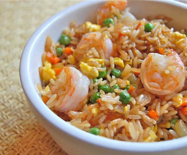 73 Riz cantonais aux crevettes