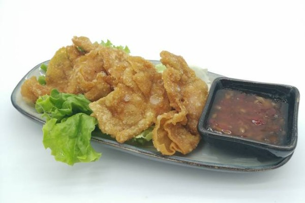 ER8. Wontons crevettes (4pcs)